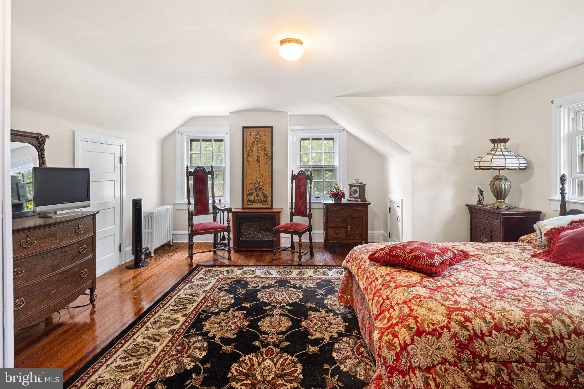WINDSOR HILL - Residential