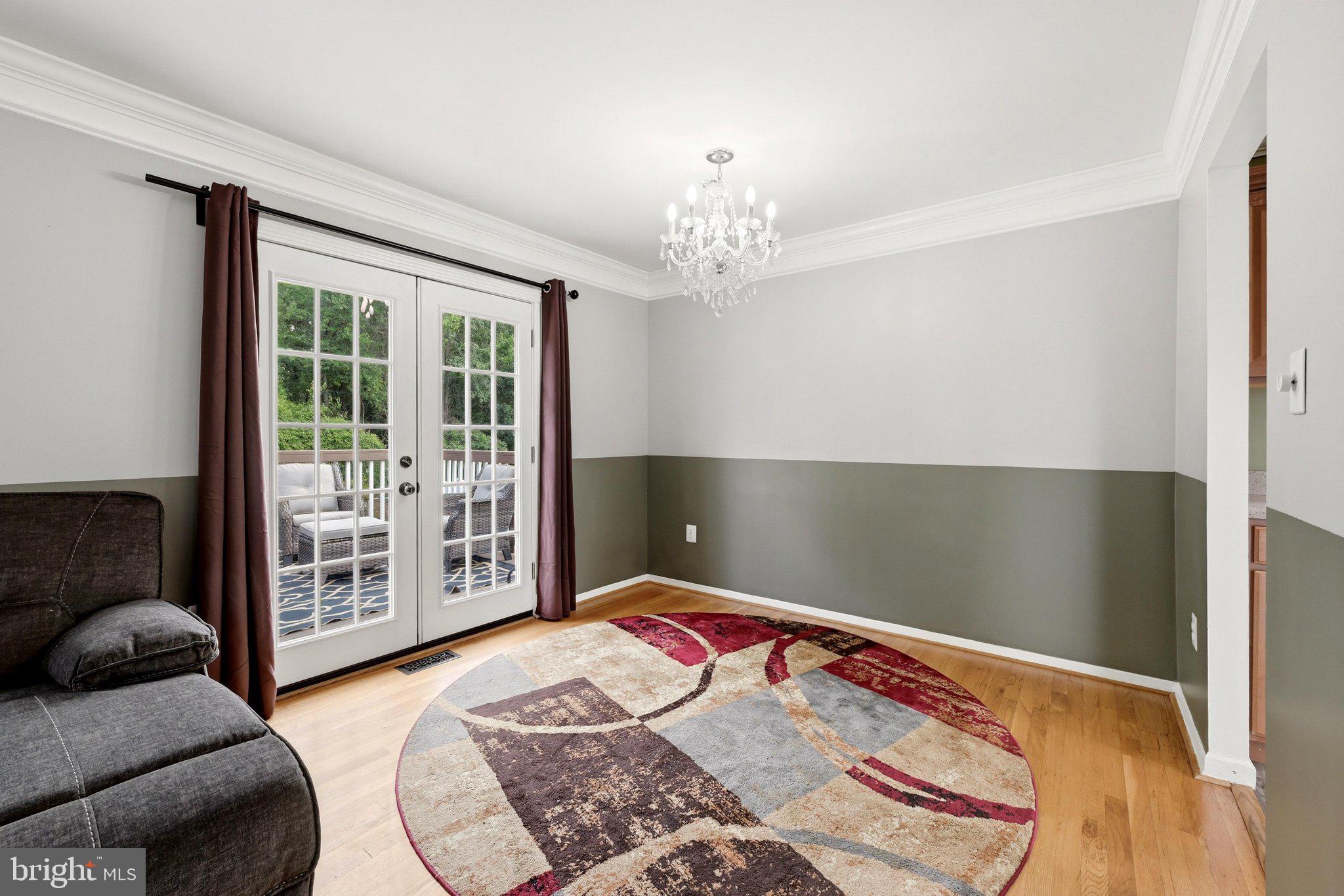 POHICK ESTATES - Residential