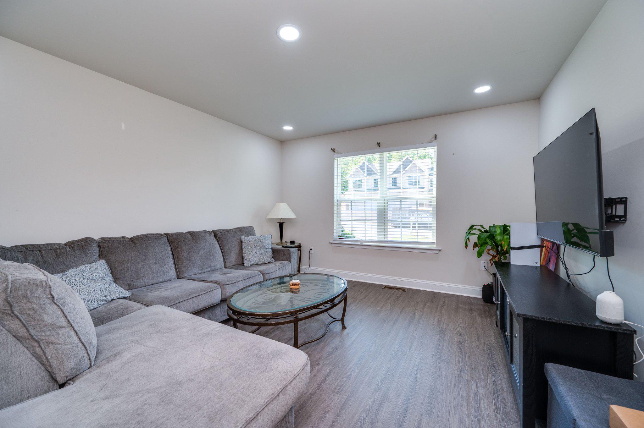TEMPLE TERRACE - Residential
