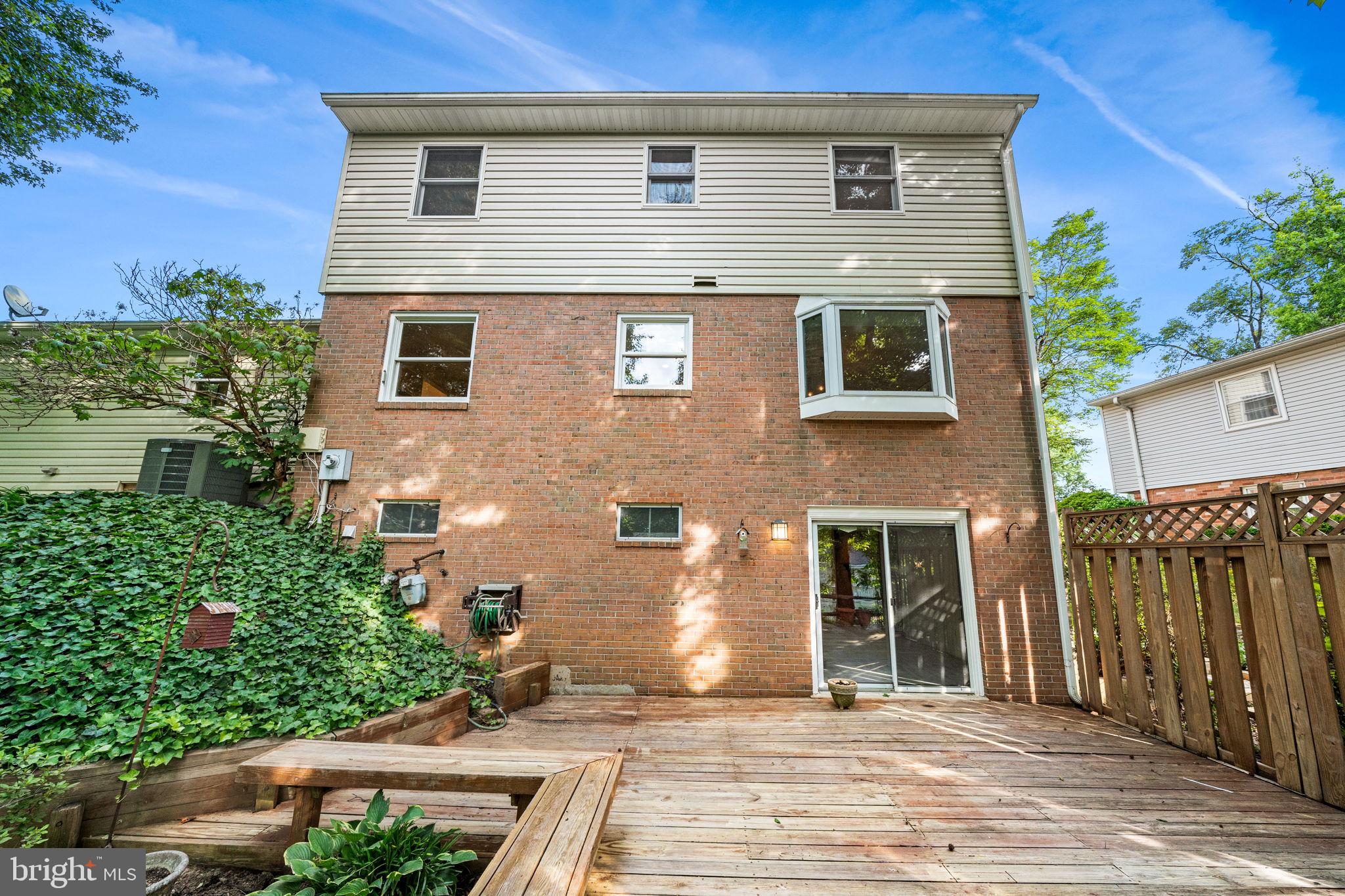 ROLLING VALLEY - Residential