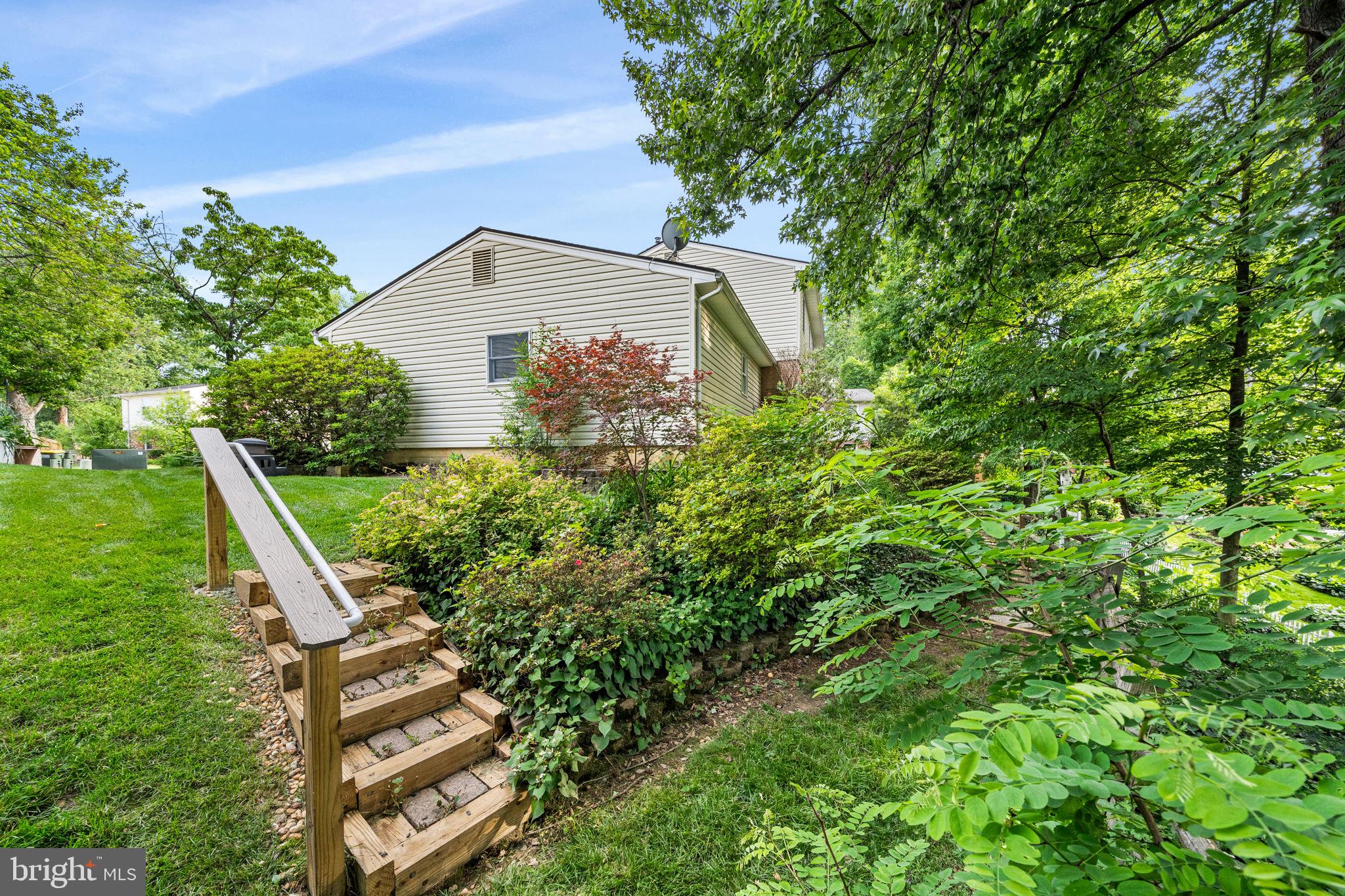ROLLING VALLEY - Residential