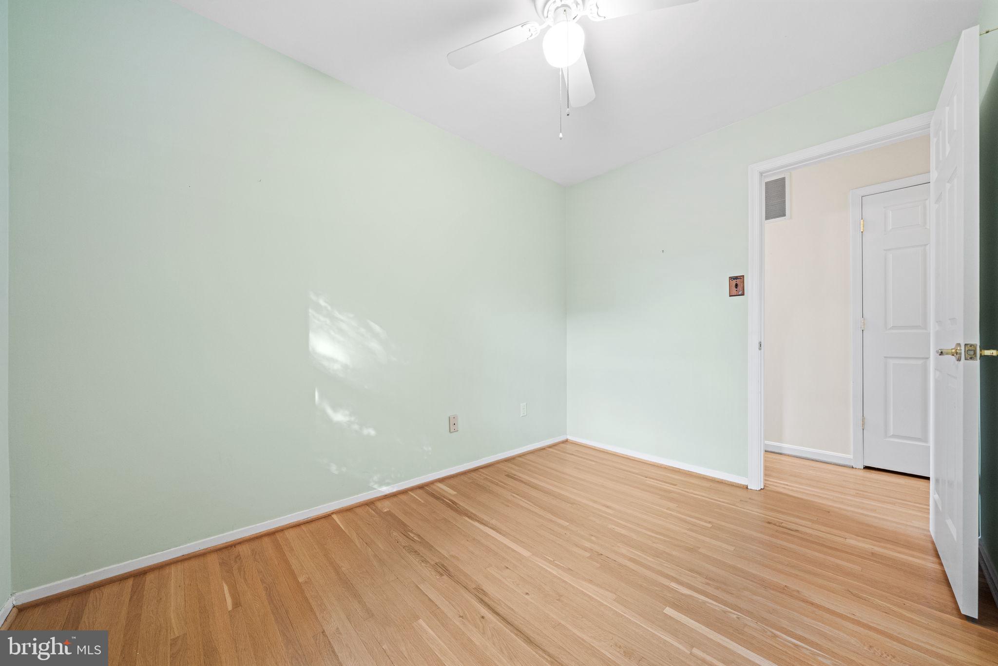 ROLLING VALLEY - Residential