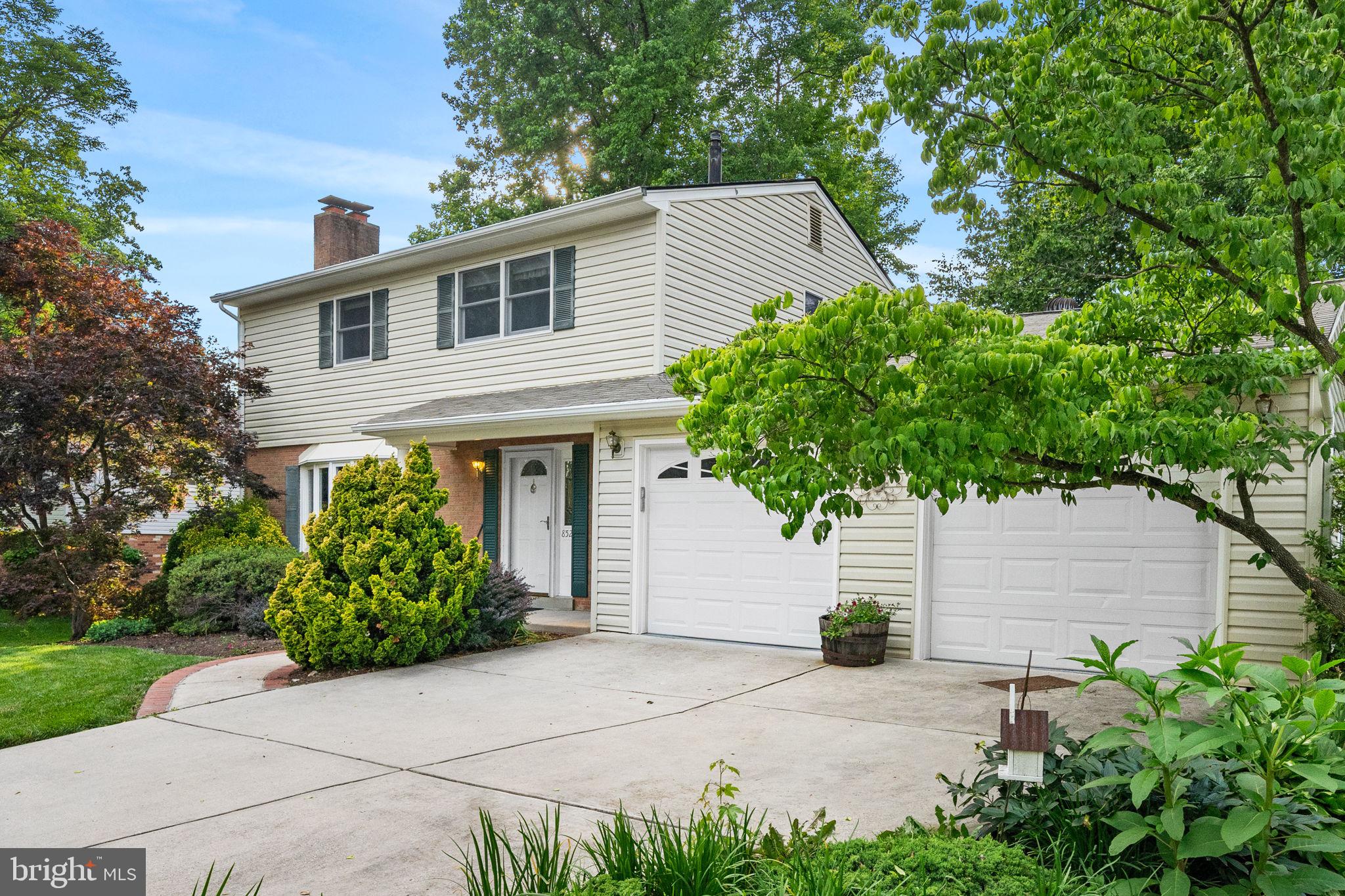 ROLLING VALLEY - Residential