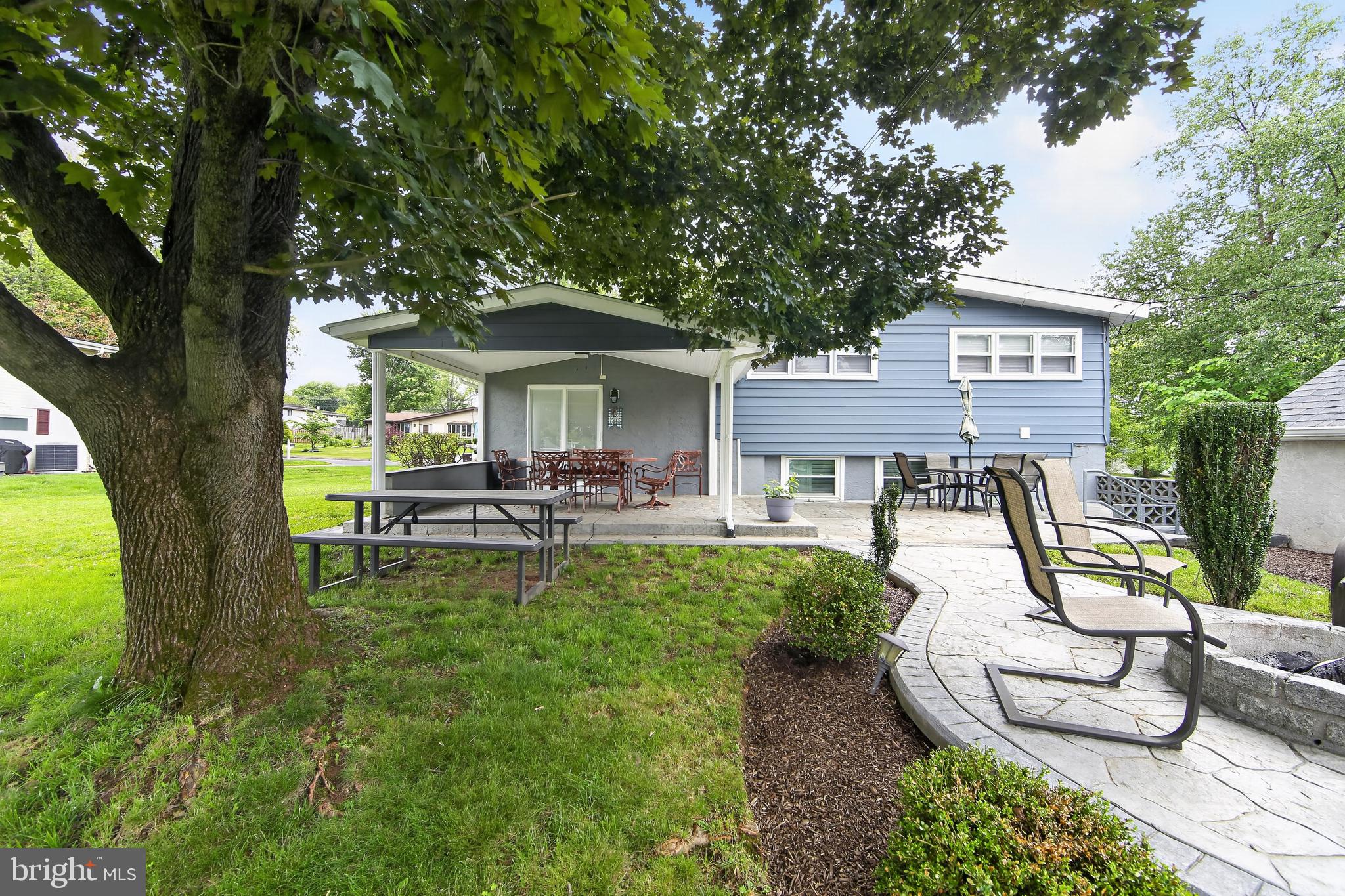 CENTER SQ GREEN - Residential