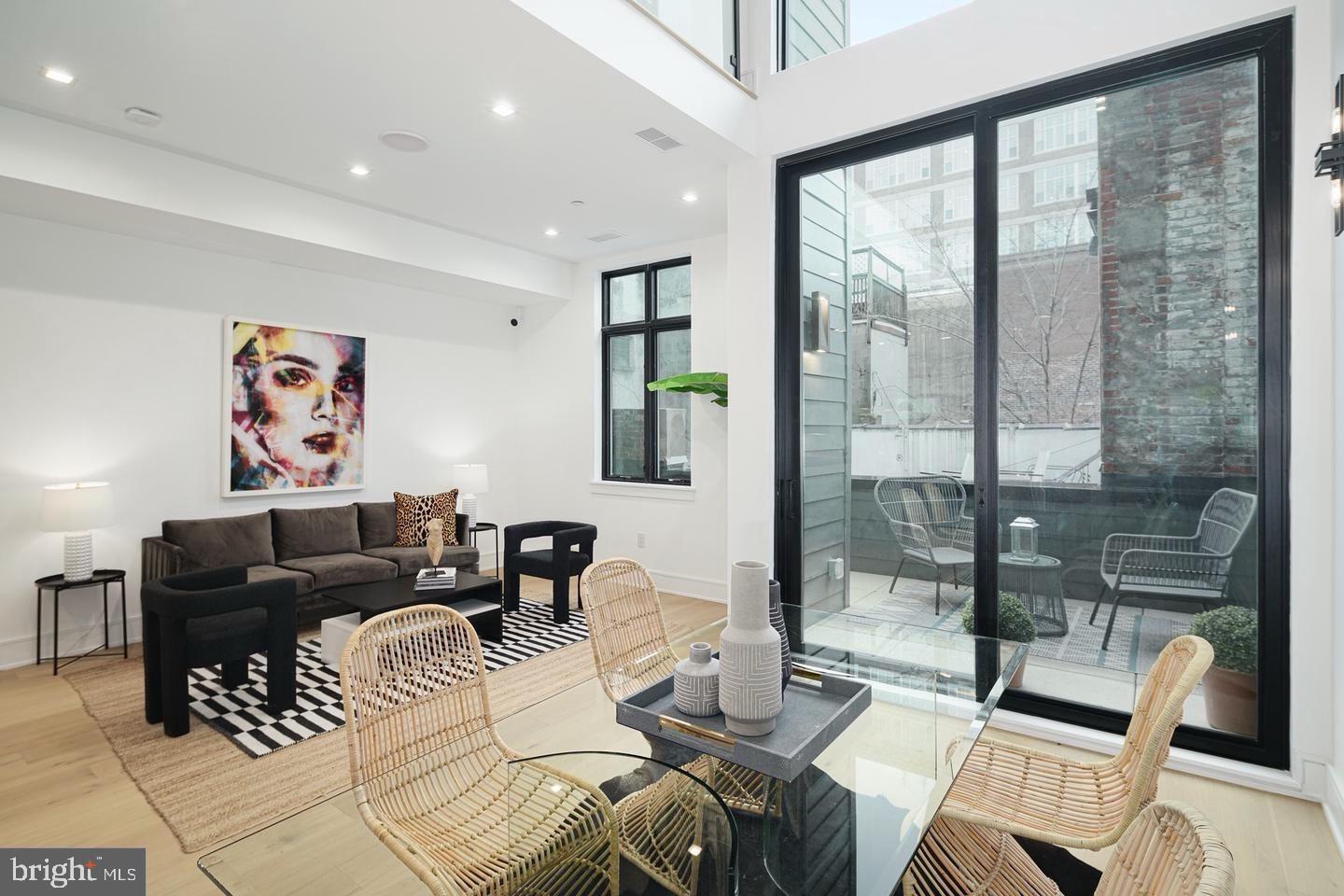 RITTENHOUSE SQUARE - Residential