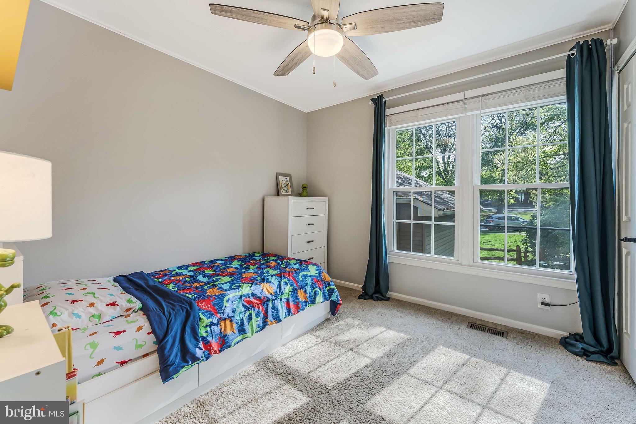 FOX MILL ESTATES - Residential