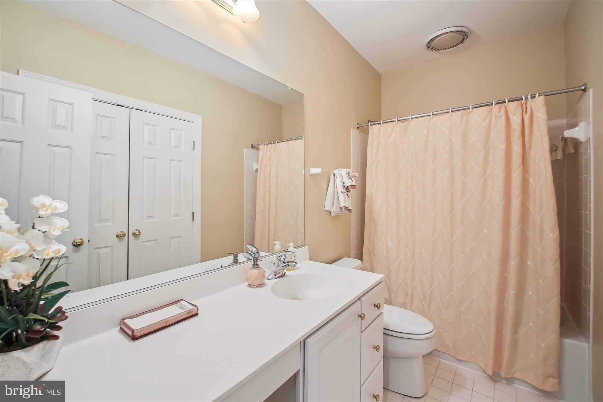 WYNNEWOOD - Residential