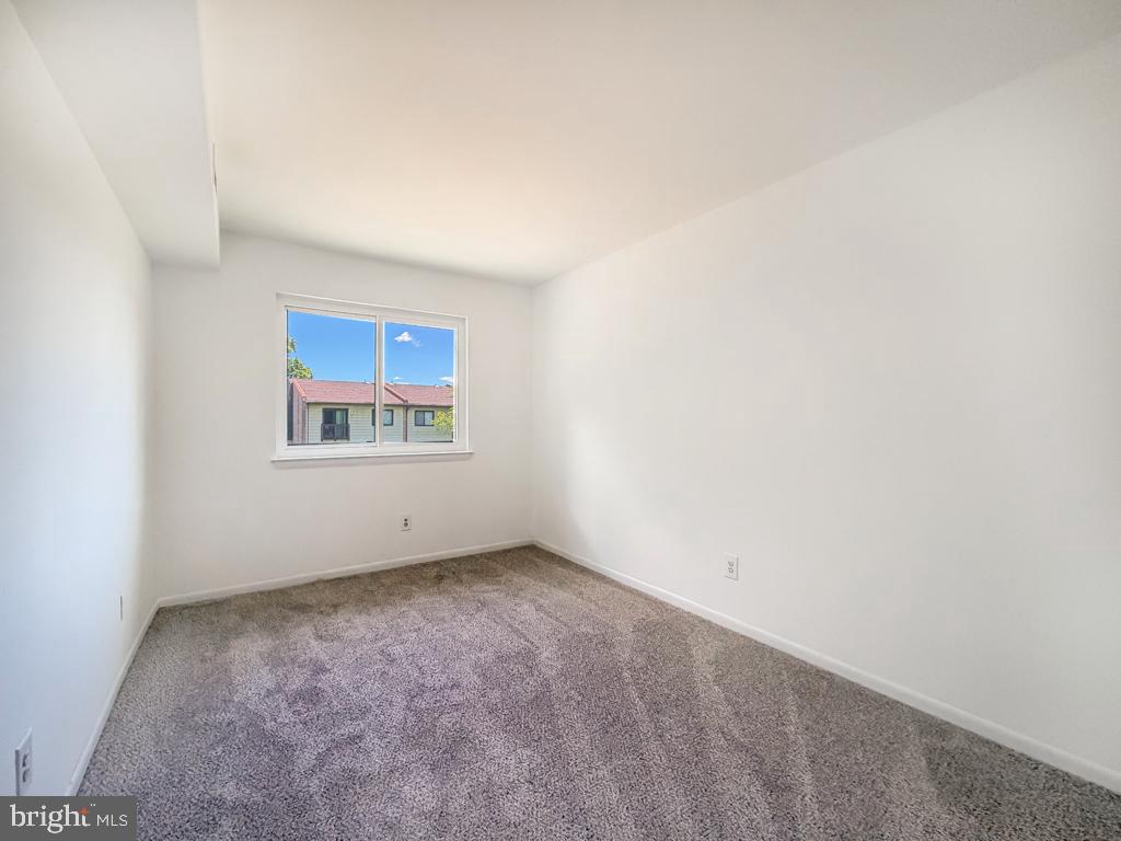 DELAIRE LANDING - Residential