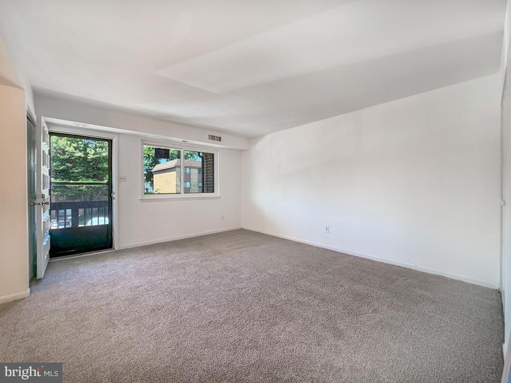 DELAIRE LANDING - Residential