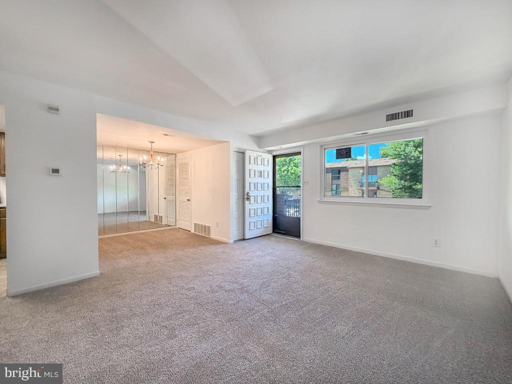 DELAIRE LANDING - Residential