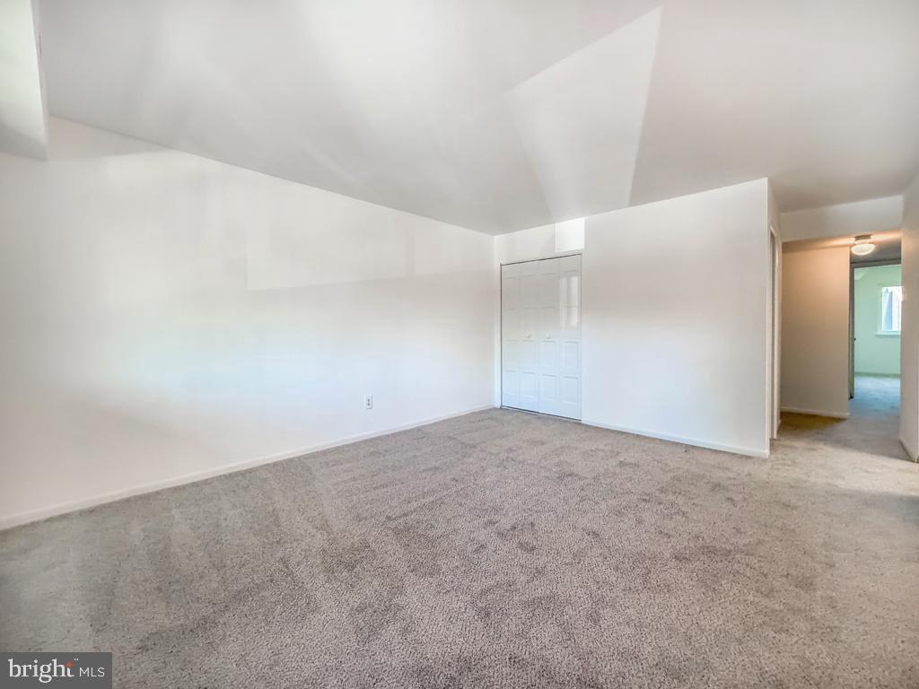 DELAIRE LANDING - Residential