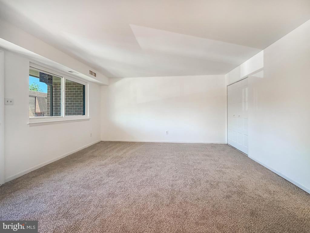 DELAIRE LANDING - Residential