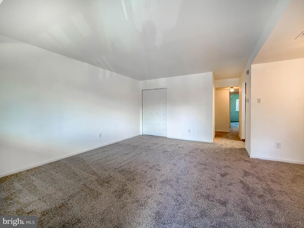 DELAIRE LANDING - Residential