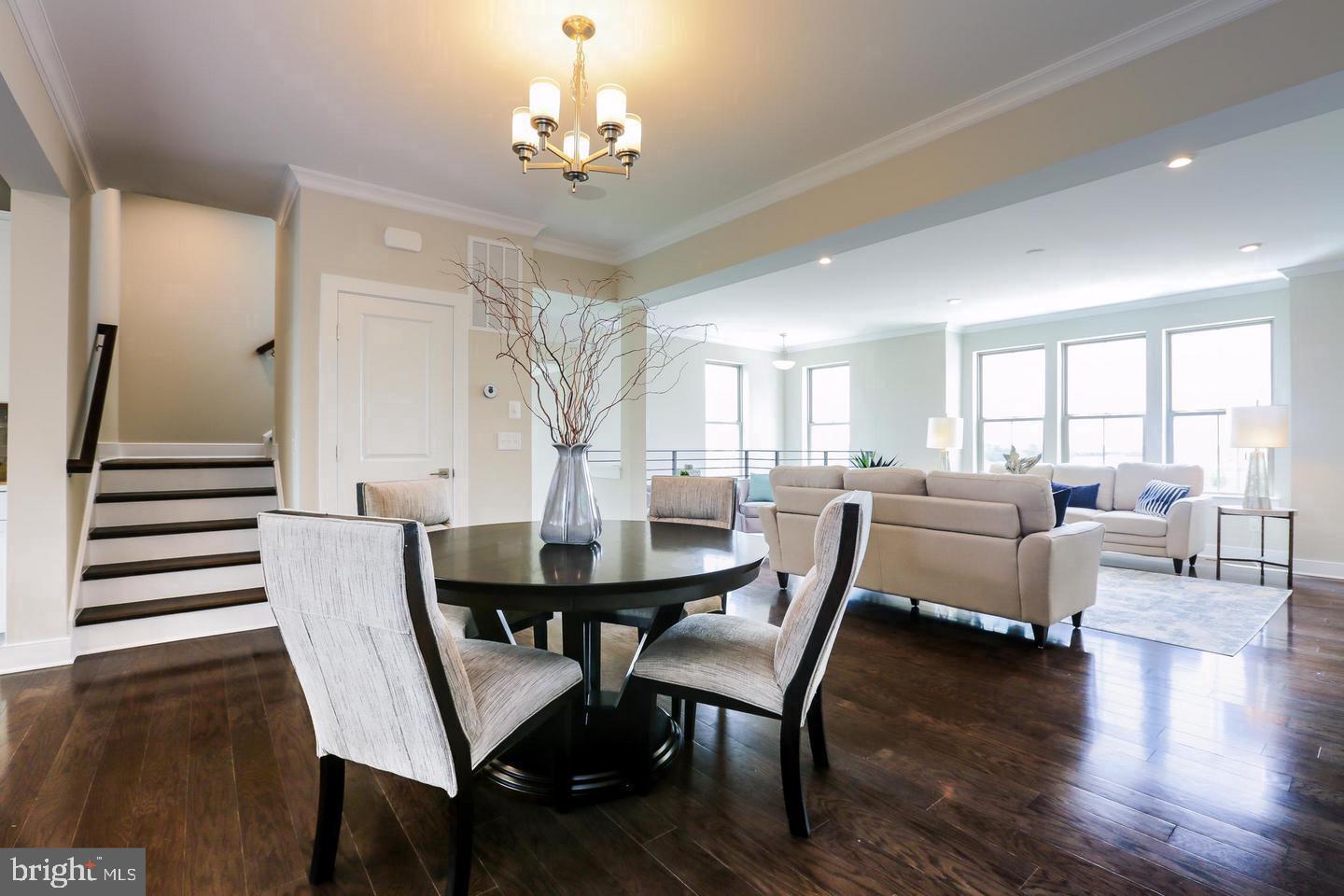 LOUDOUN PLACE - Residential Lease