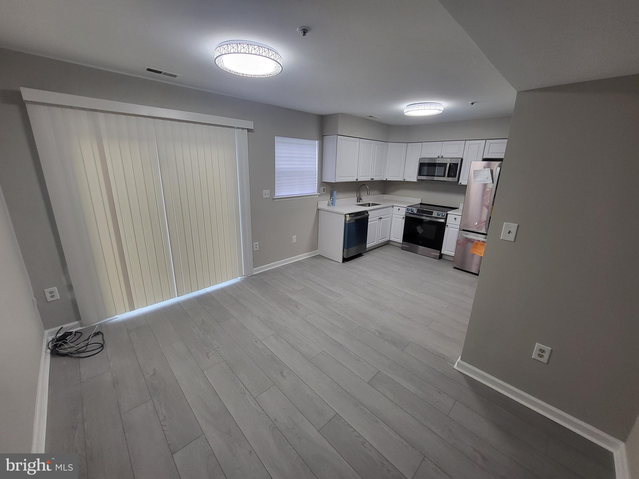 REGENCY TOWNS PLAT FOUR - Residential