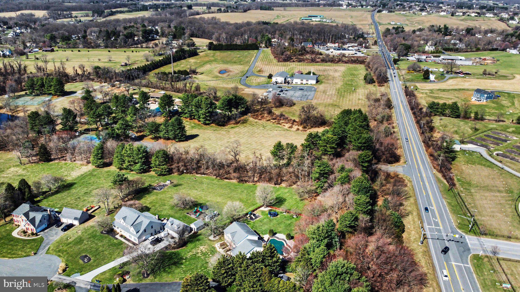 BURGUNDY FARMS - Residential
