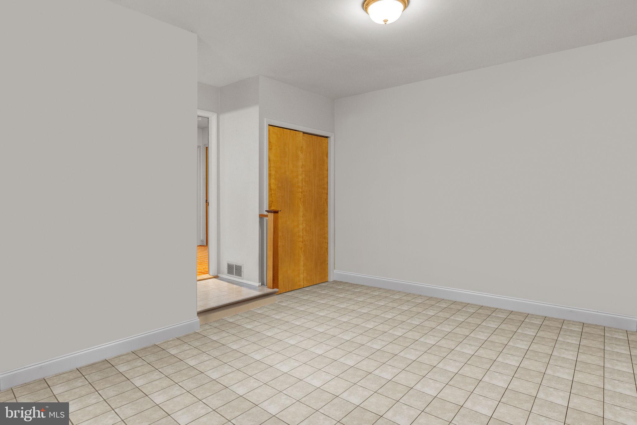 000 - Residential