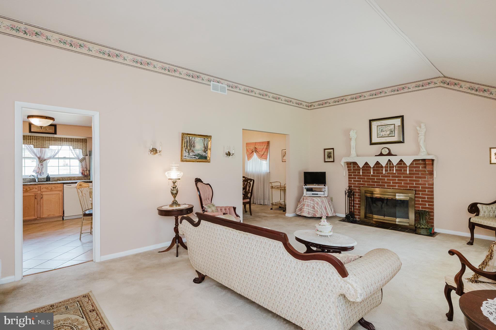 OAKLYN MANOR - Residential