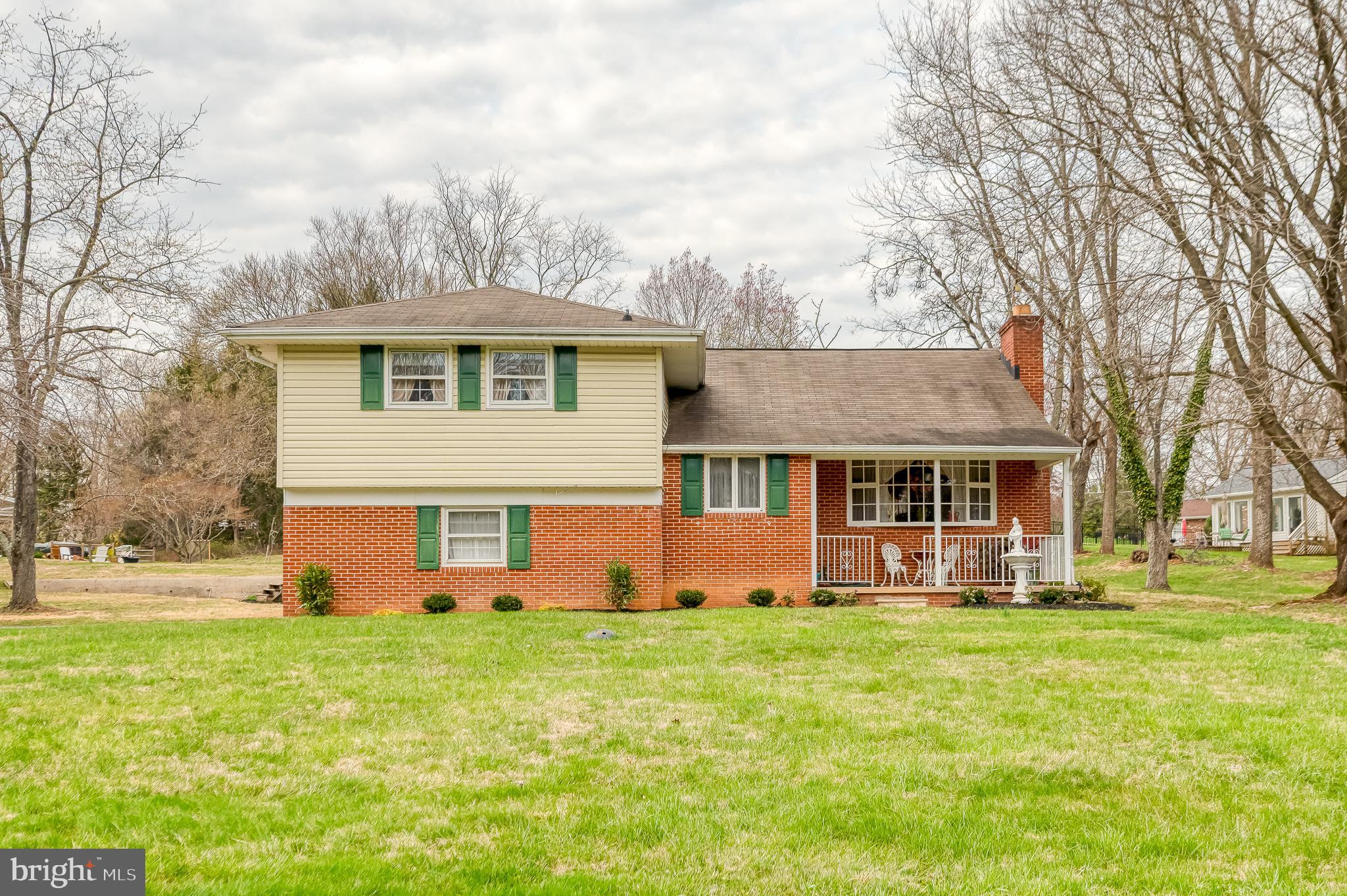 OAKLYN MANOR - Residential