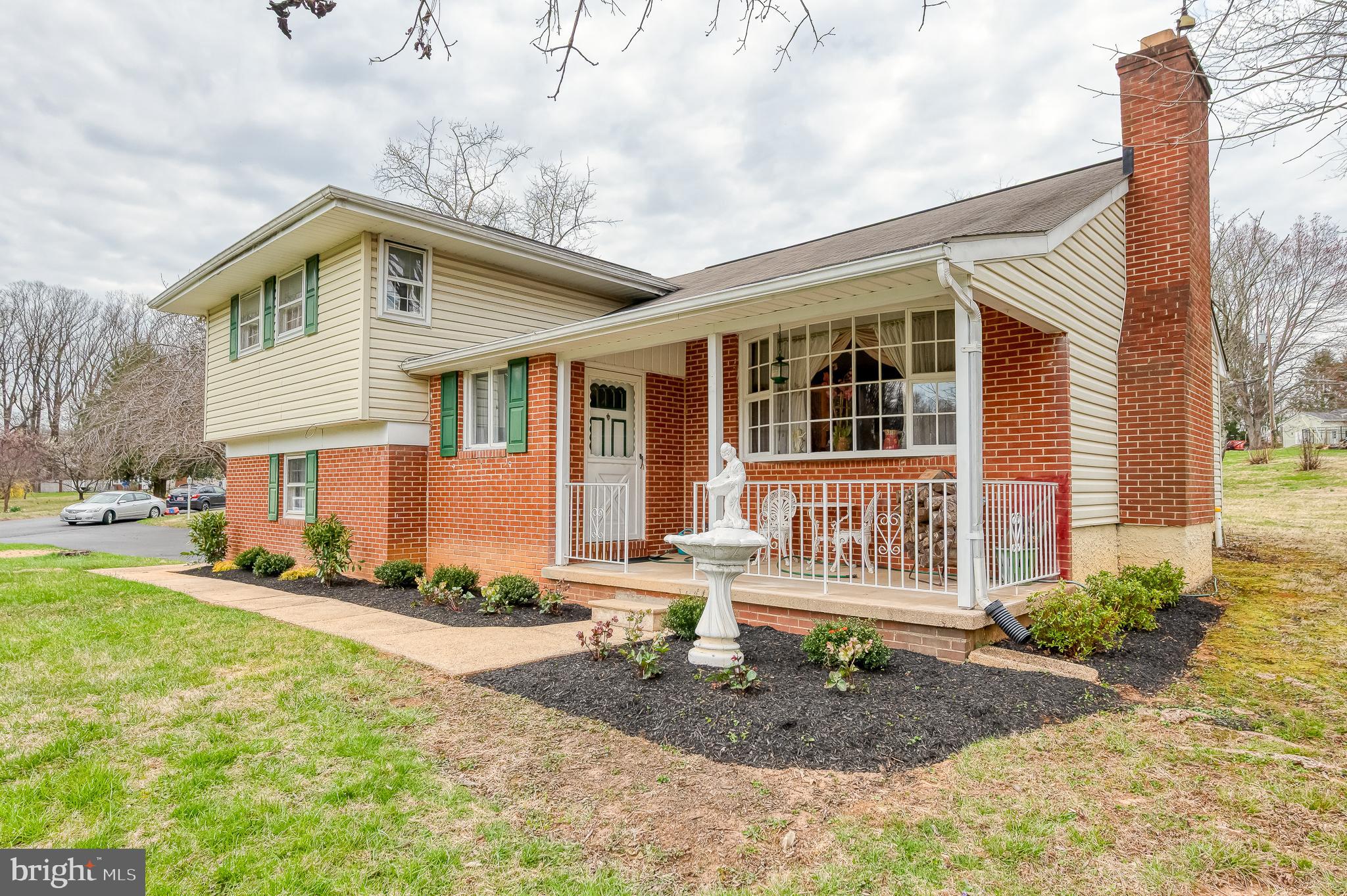 OAKLYN MANOR - Residential