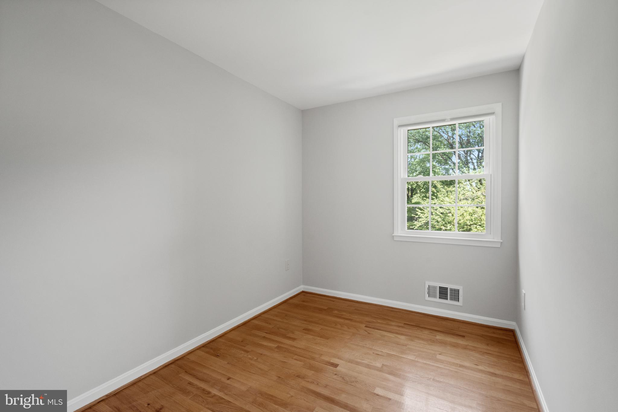 WAKEFIELD CHAPEL WOODS - Residential