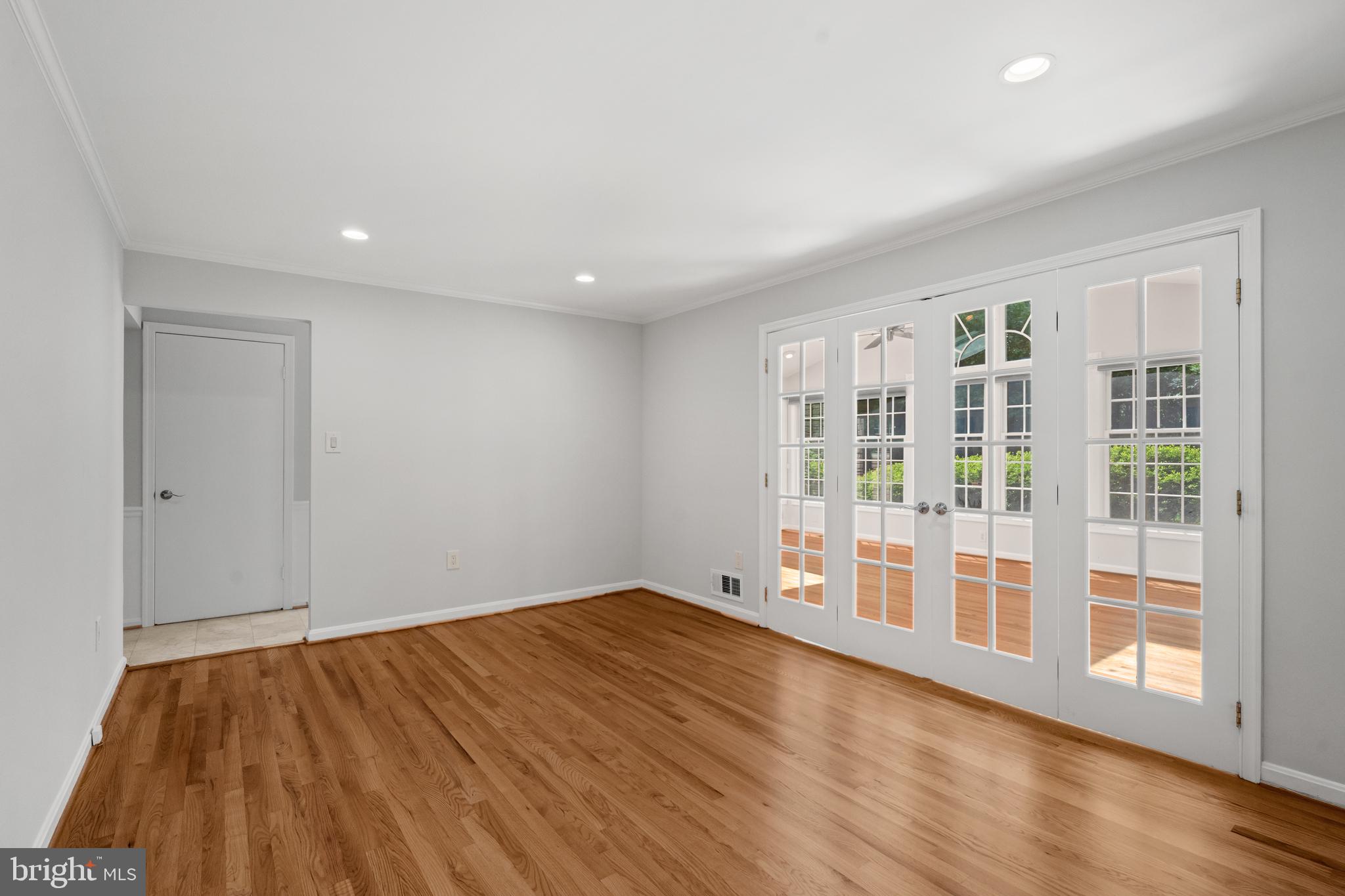 WAKEFIELD CHAPEL WOODS - Residential