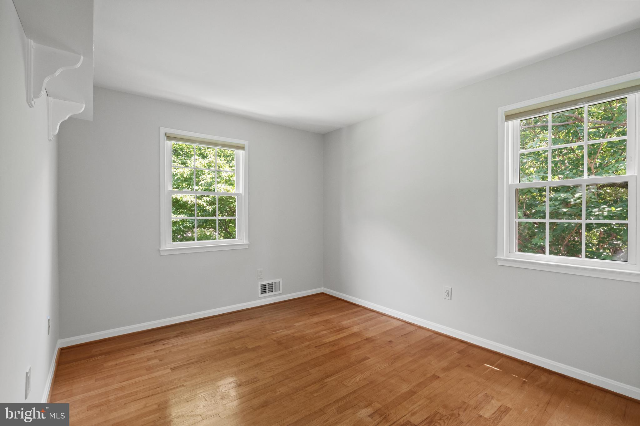 WAKEFIELD CHAPEL WOODS - Residential