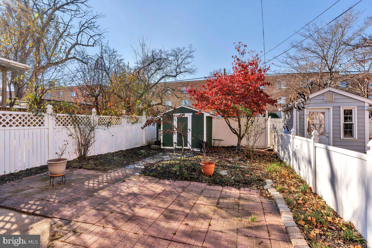 HOLMESBURG - Residential