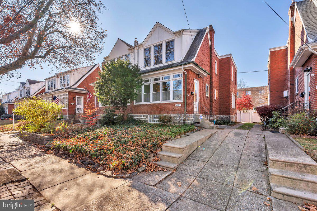 HOLMESBURG - Residential