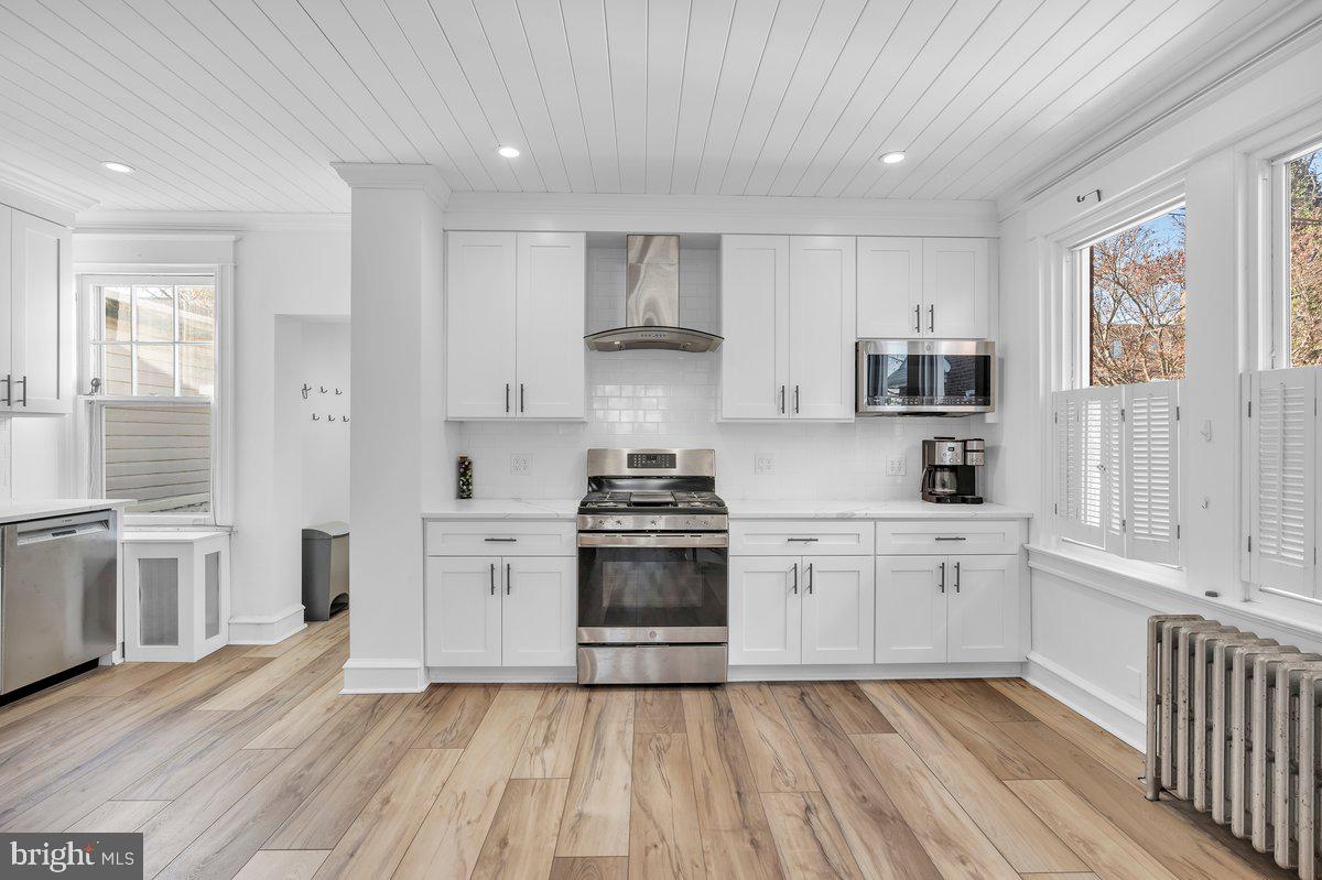 HOLMESBURG - Residential