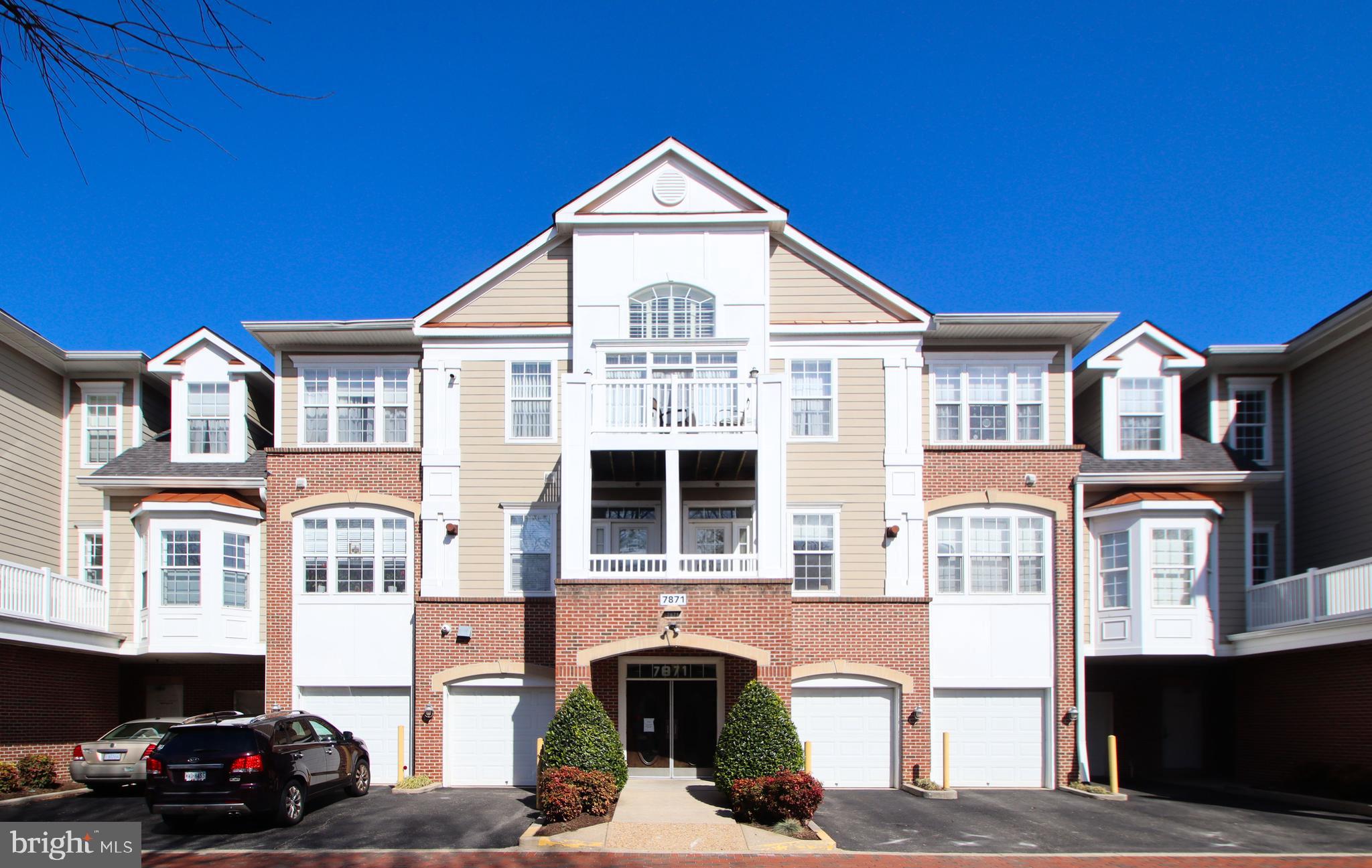 HIDDENBROOK - Residential Lease