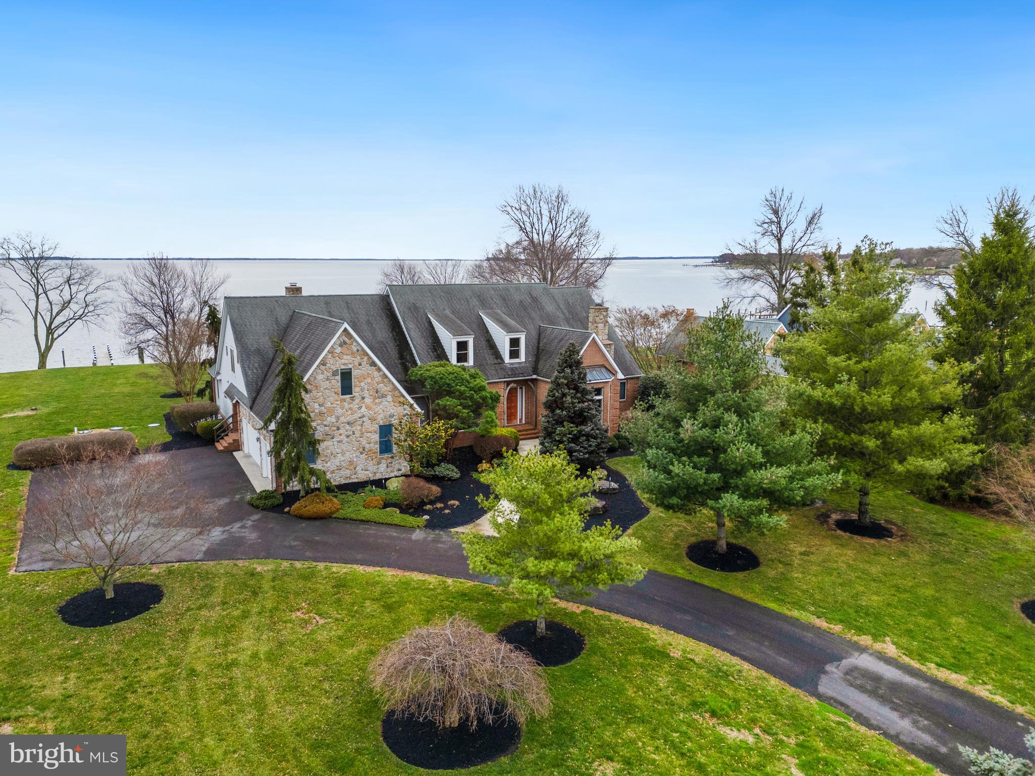 SOUTHWIND - Residential