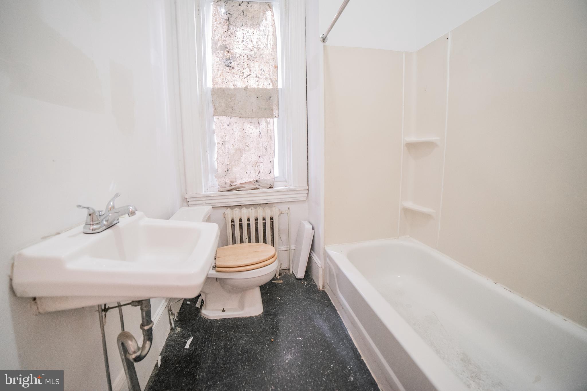 FITLER SQUARE - Residential Lease