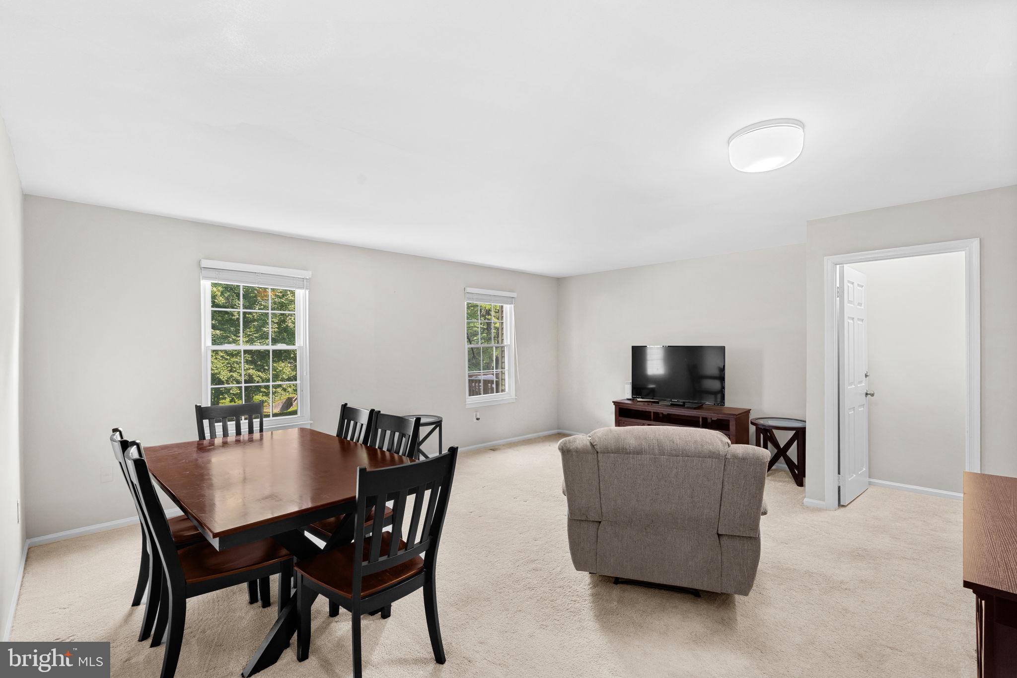 SHANNON STATION - Residential