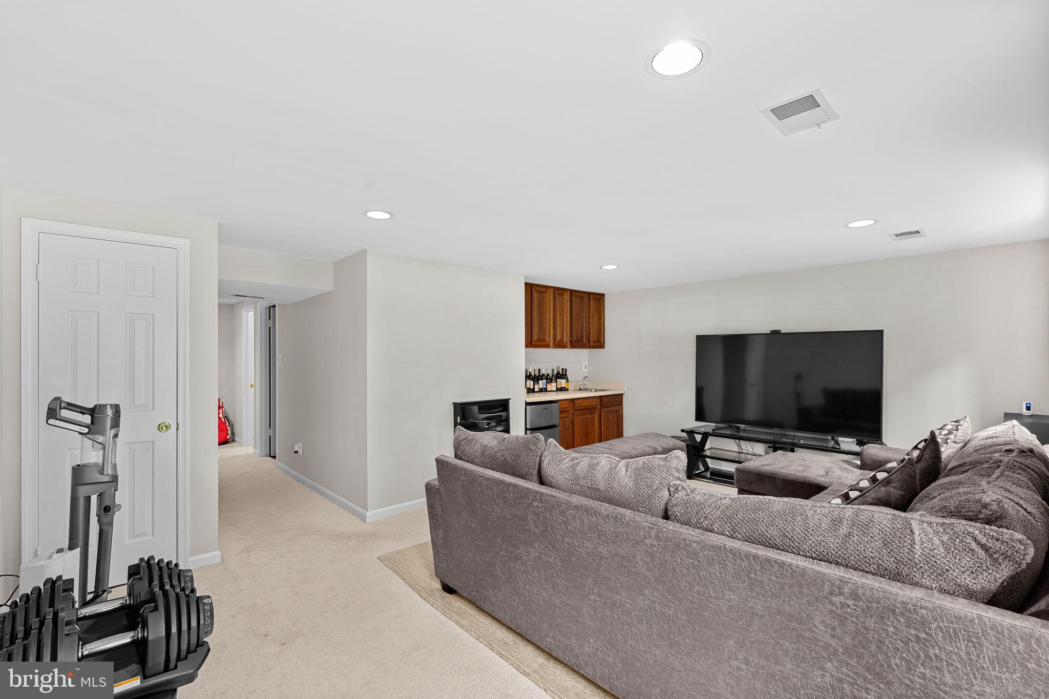 SHANNON STATION - Residential