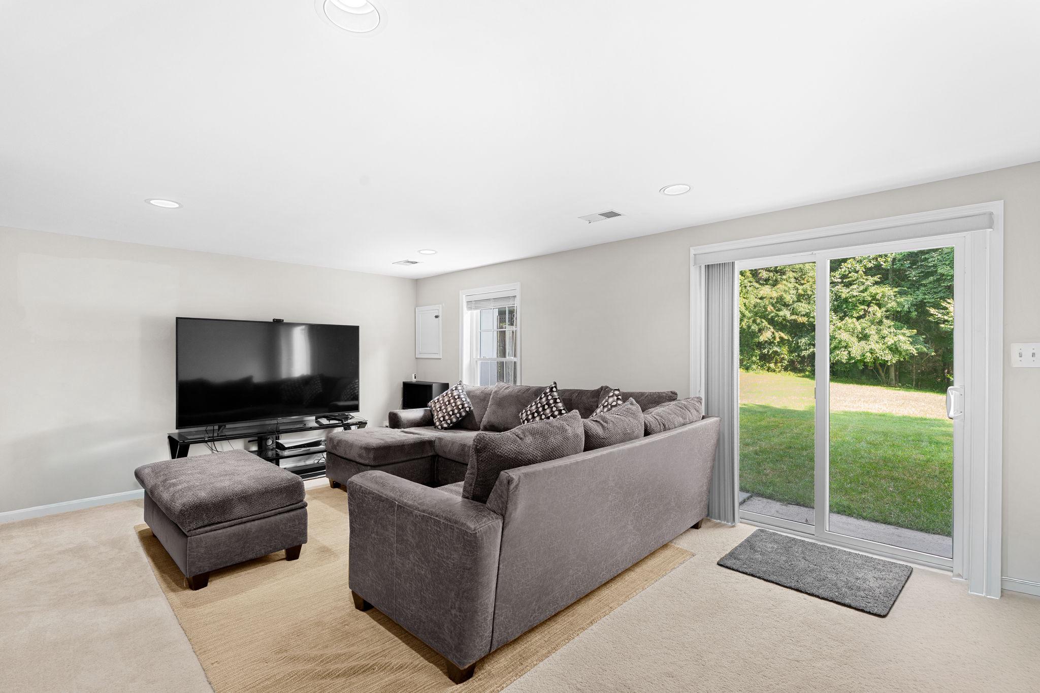 SHANNON STATION - Residential