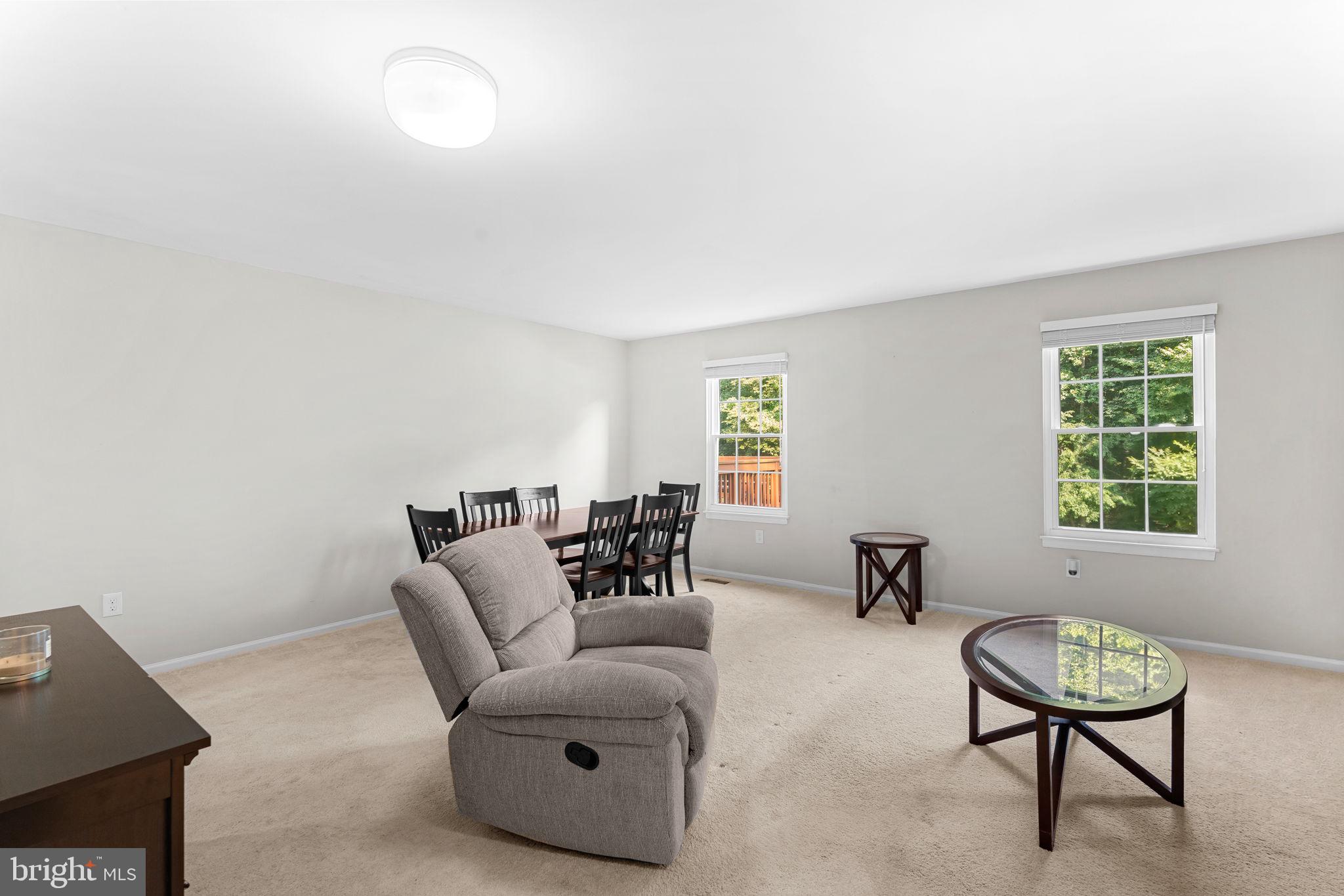 SHANNON STATION - Residential
