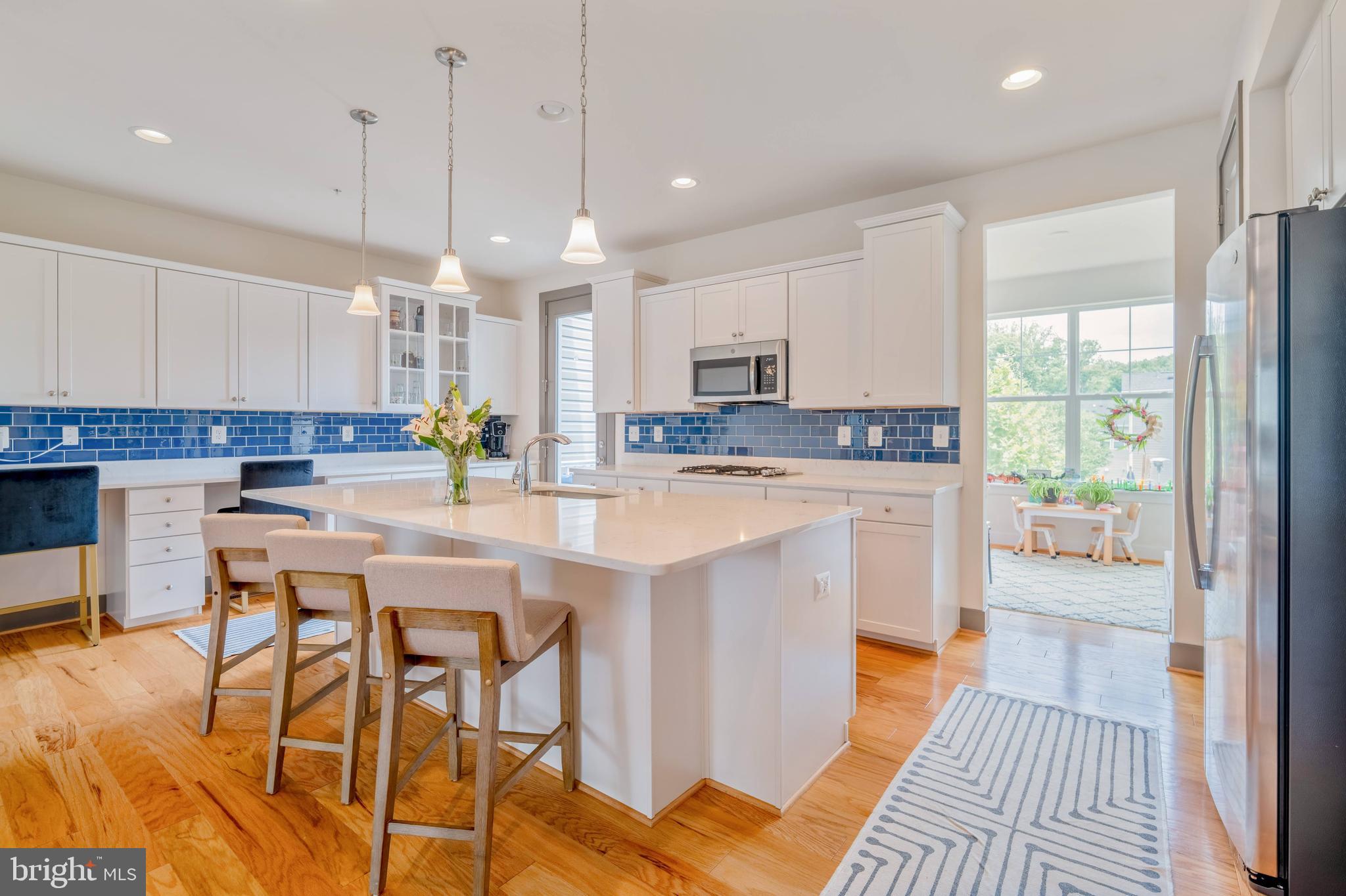 ARNOLD RIDGE - Residential