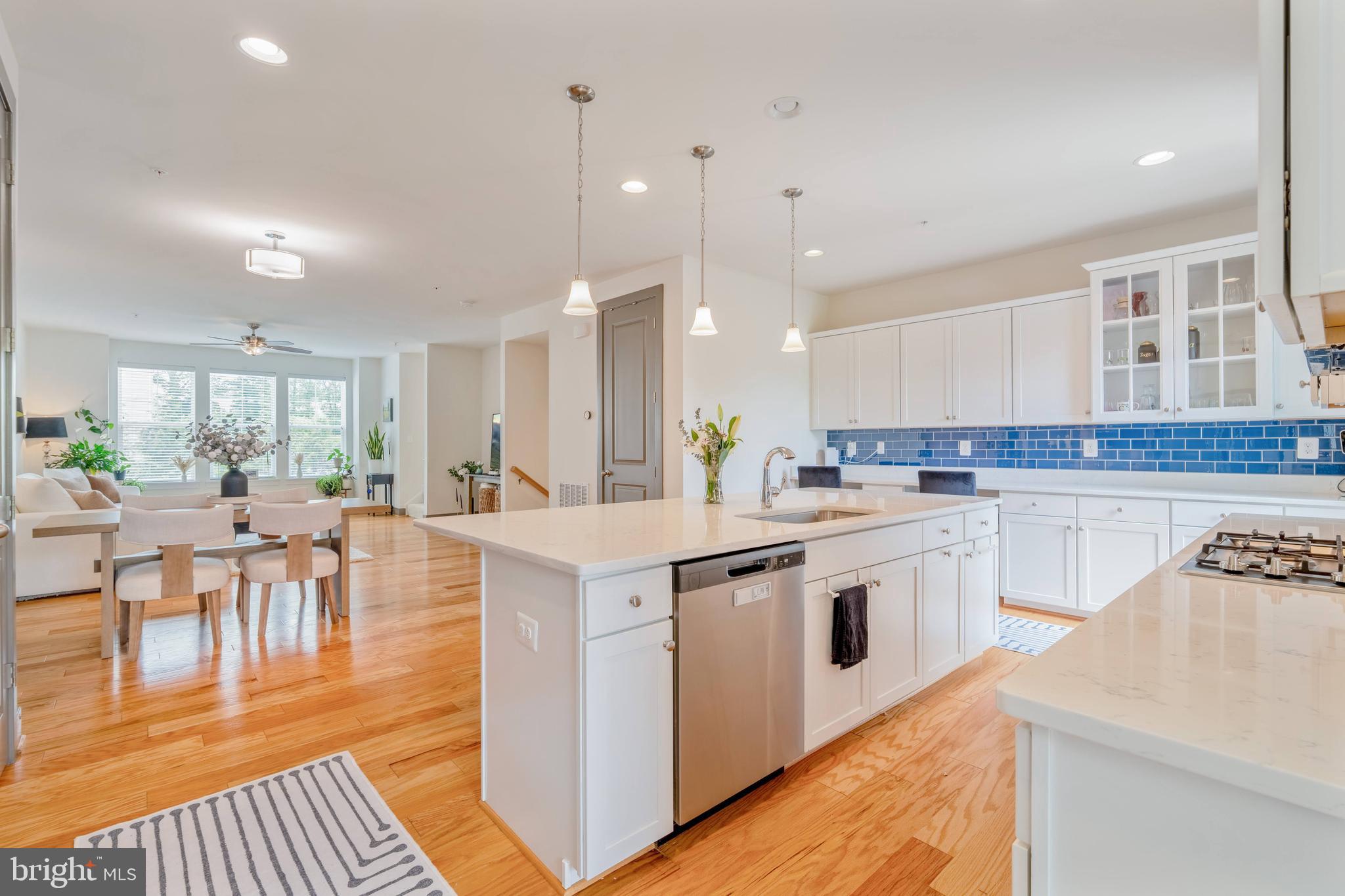 ARNOLD RIDGE - Residential