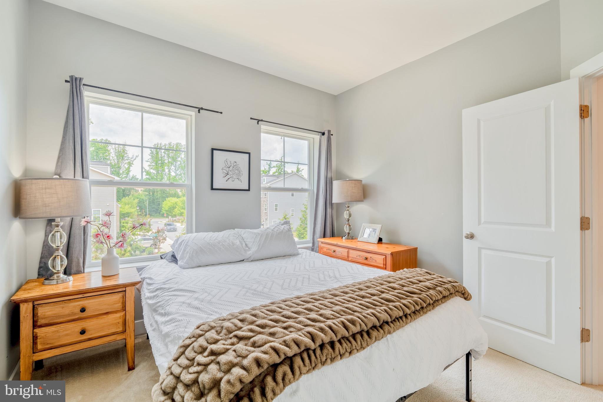 ARNOLD RIDGE - Residential