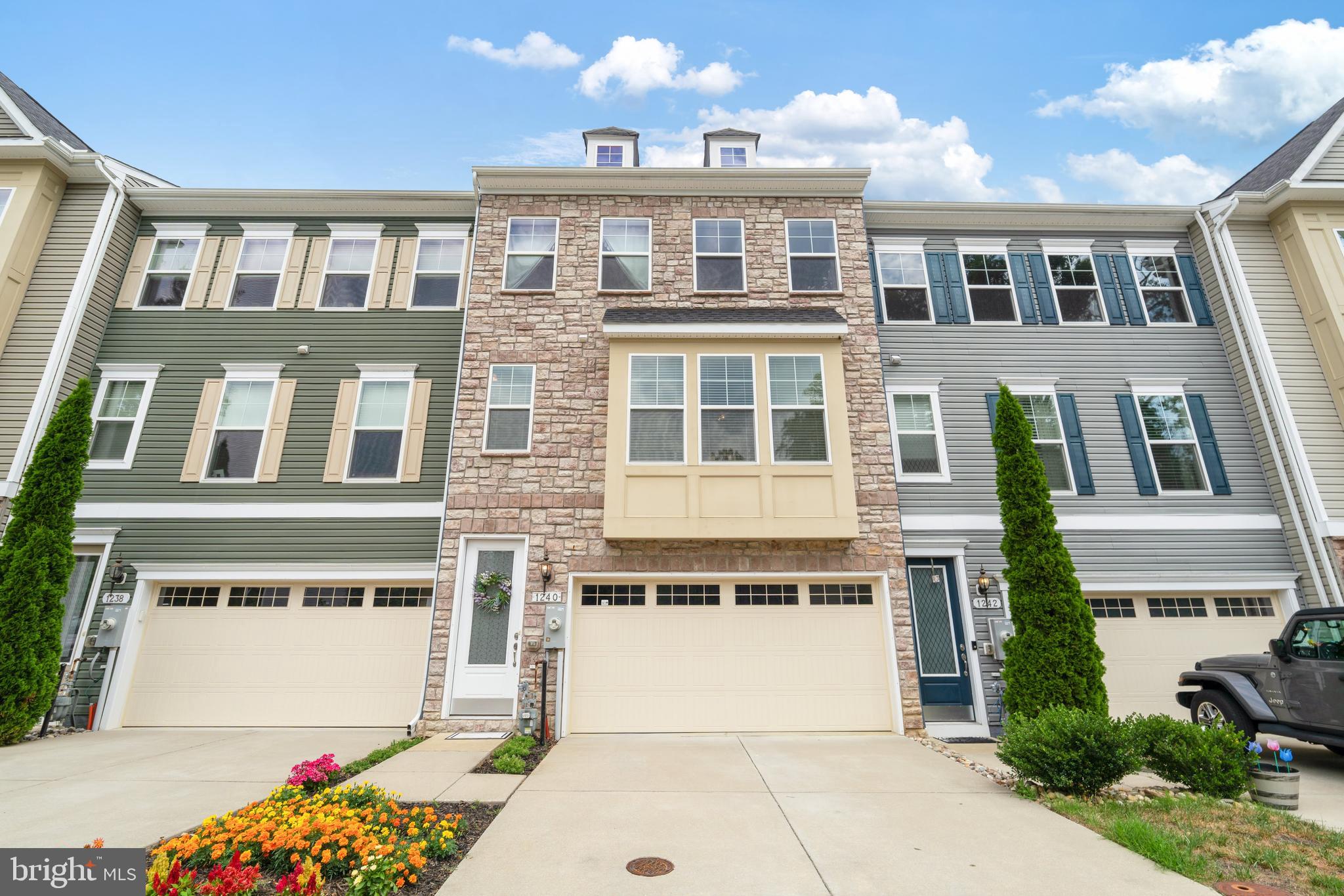 ARNOLD RIDGE - Residential