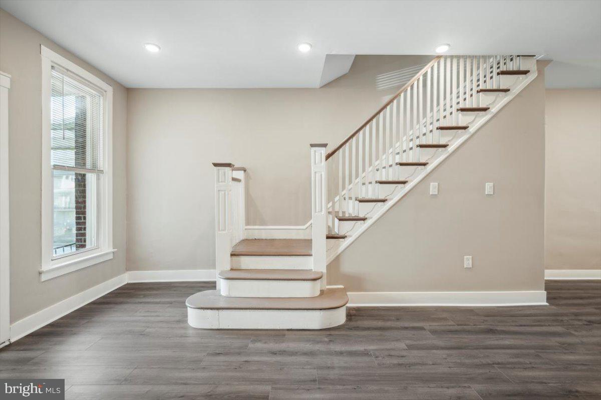 LOGAN - Residential