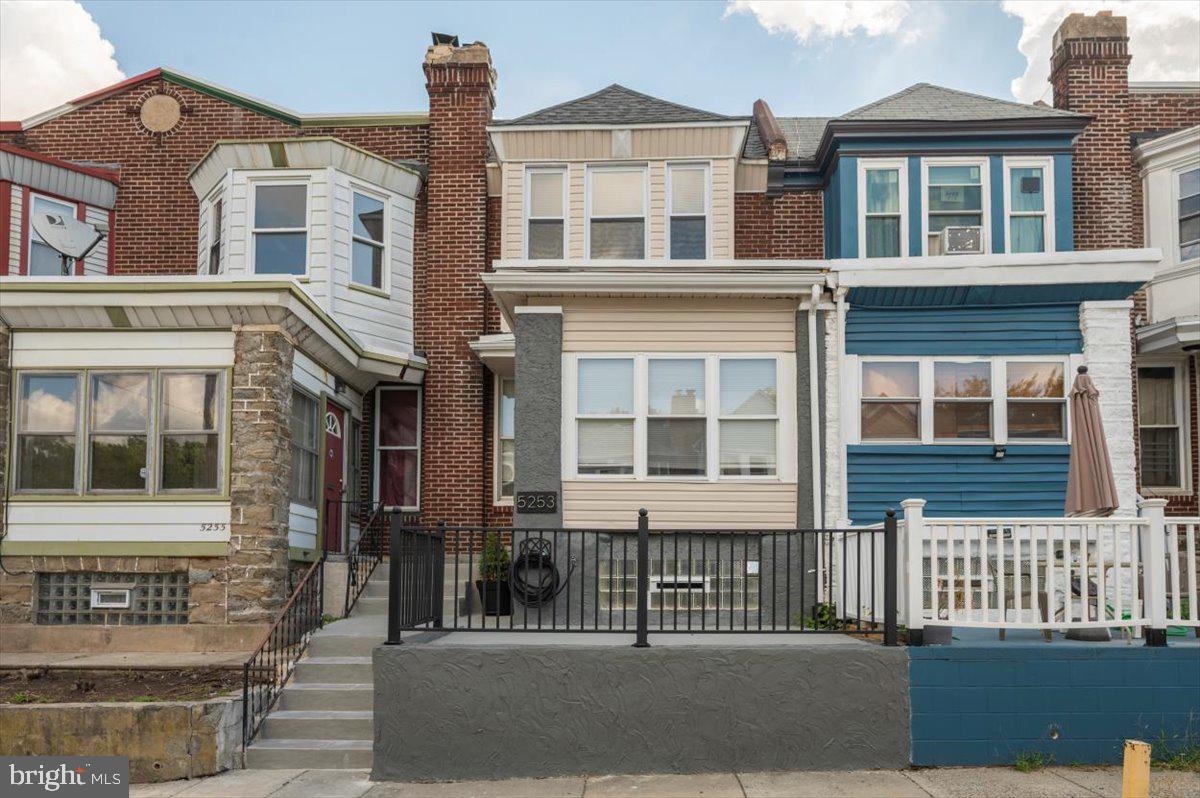 LOGAN - Residential