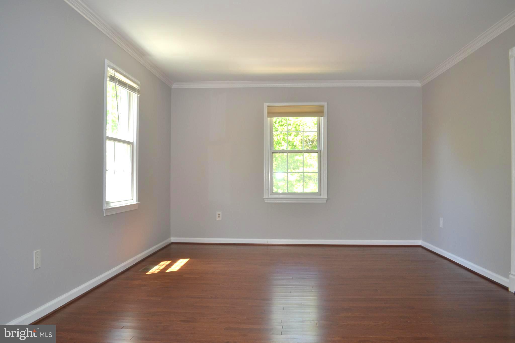 ROCKSHIRE TOWNHOMES - Residential Lease