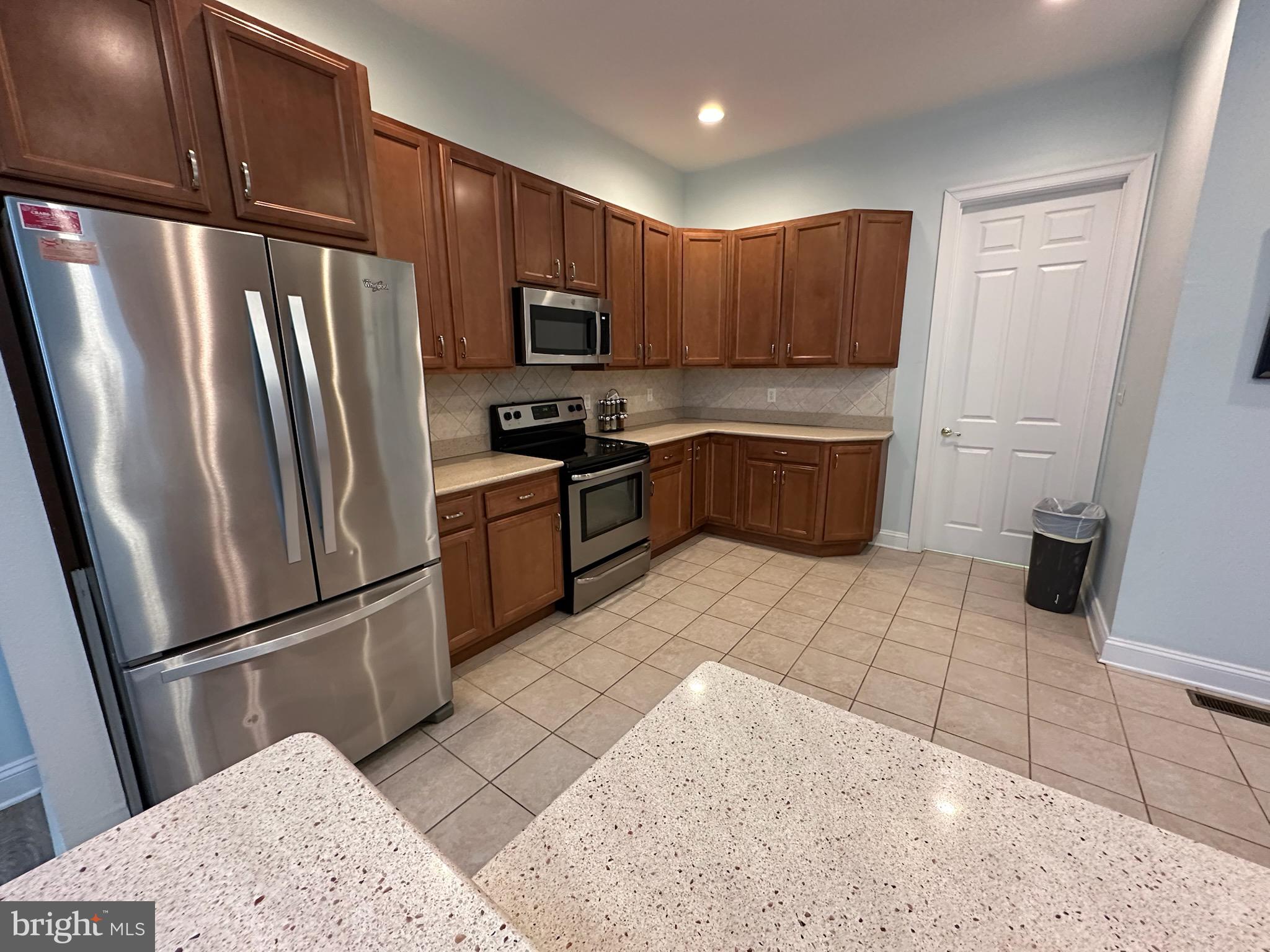 BAYSIDE - Residential