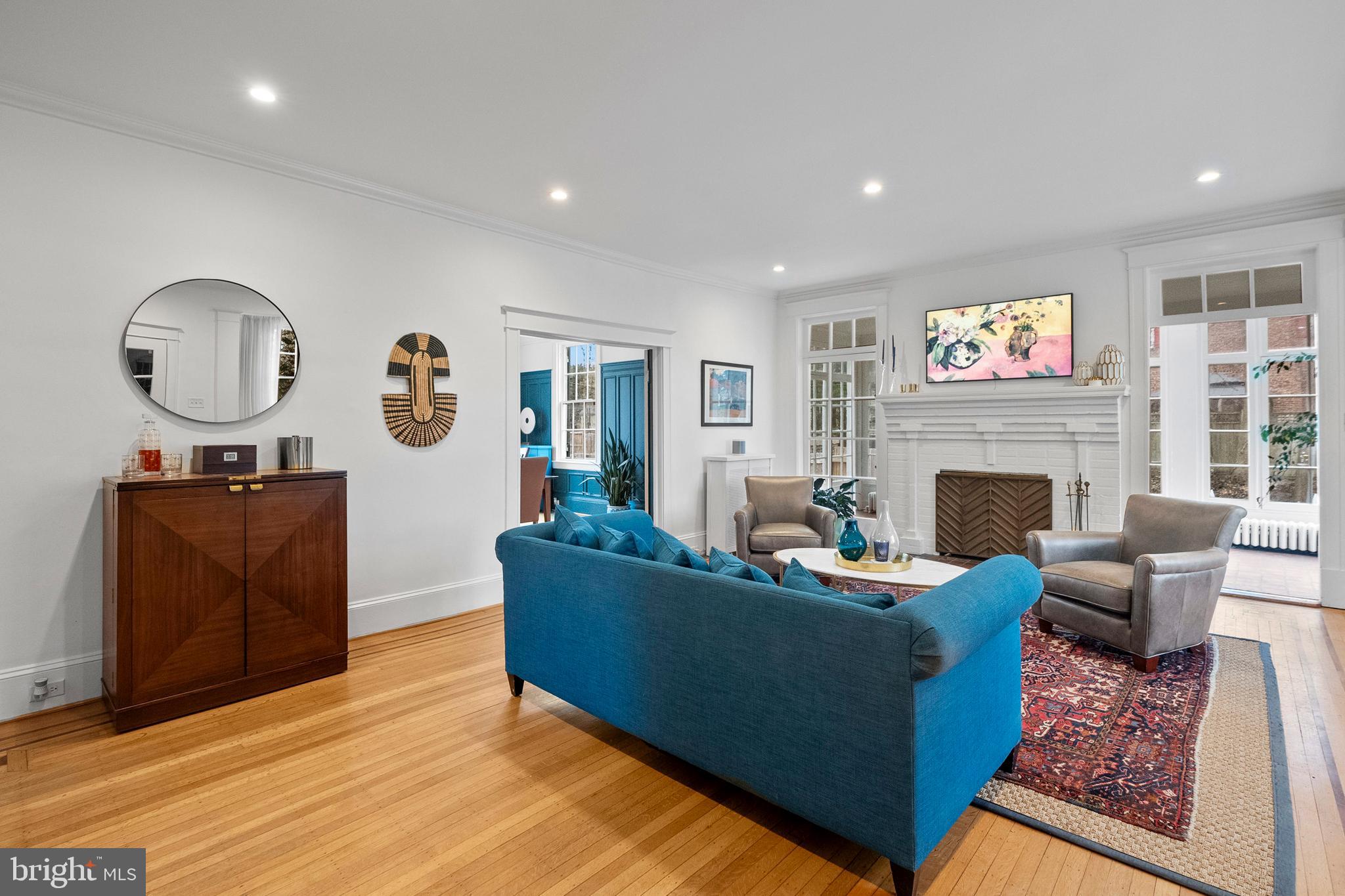 NORTH ROLAND PARK - Residential