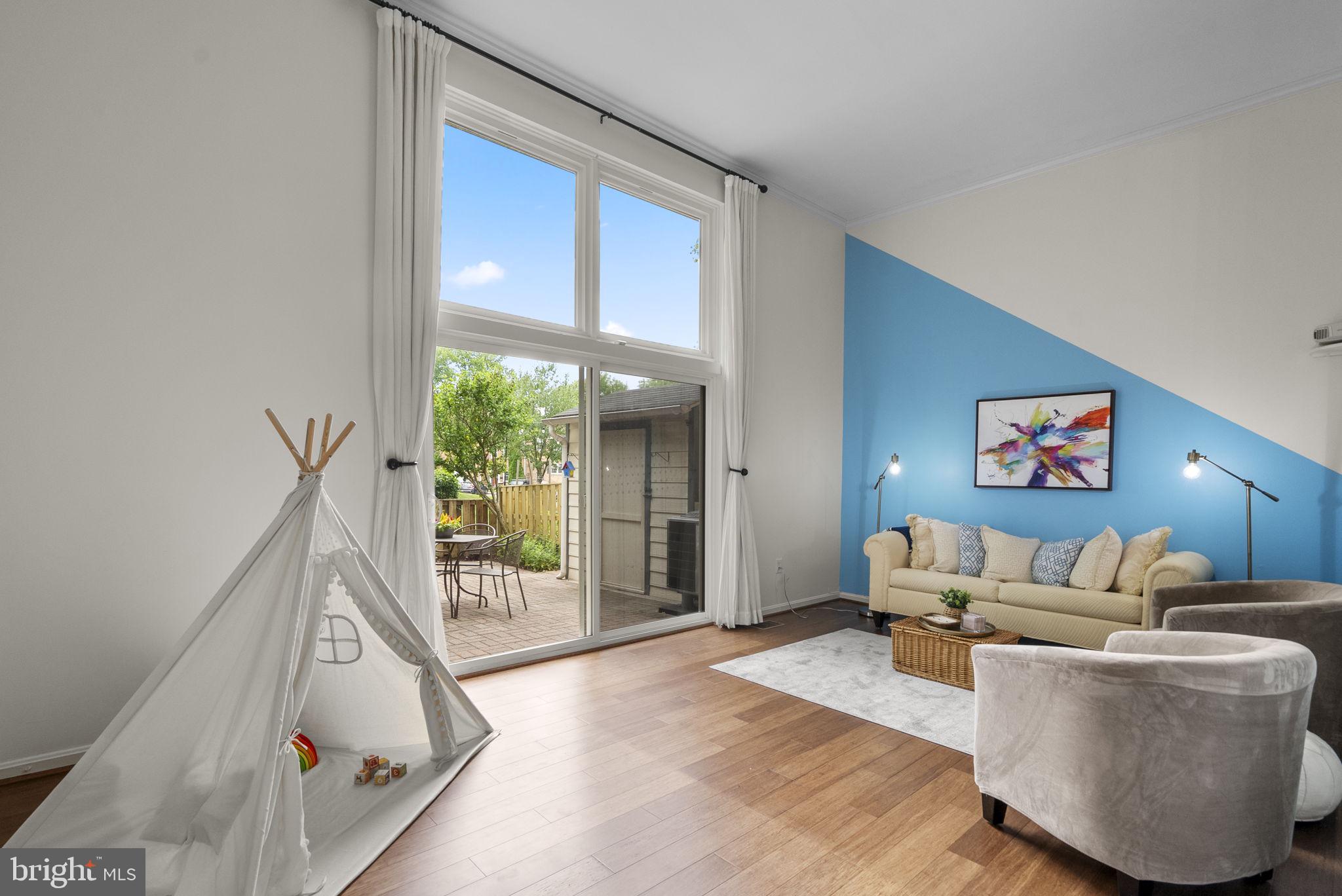 SHADY GROVE VILLAGE - Residential