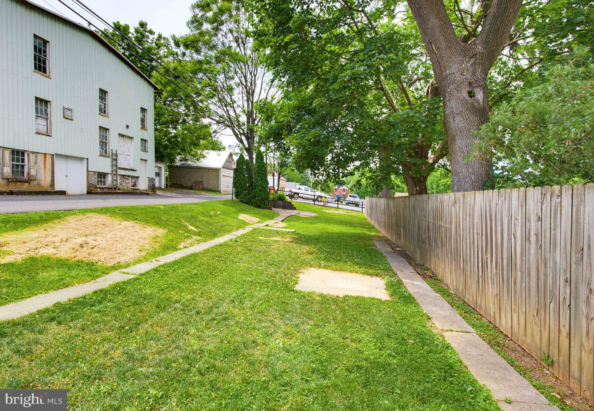 LITITZ - Residential