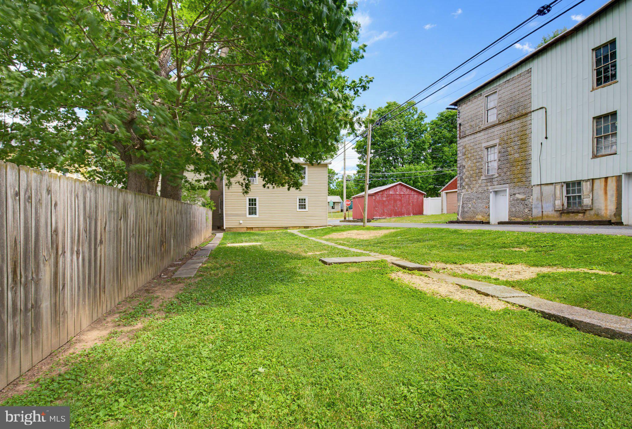 LITITZ - Residential