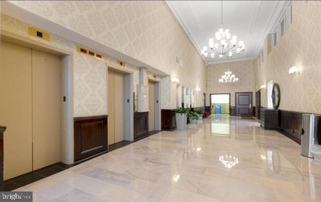 AVENUE OF THE ARTS - Residential